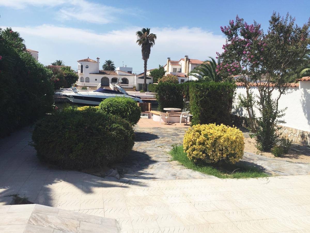 Cap Ras 40 A Villa Empuriabrava Ngoại thất bức ảnh